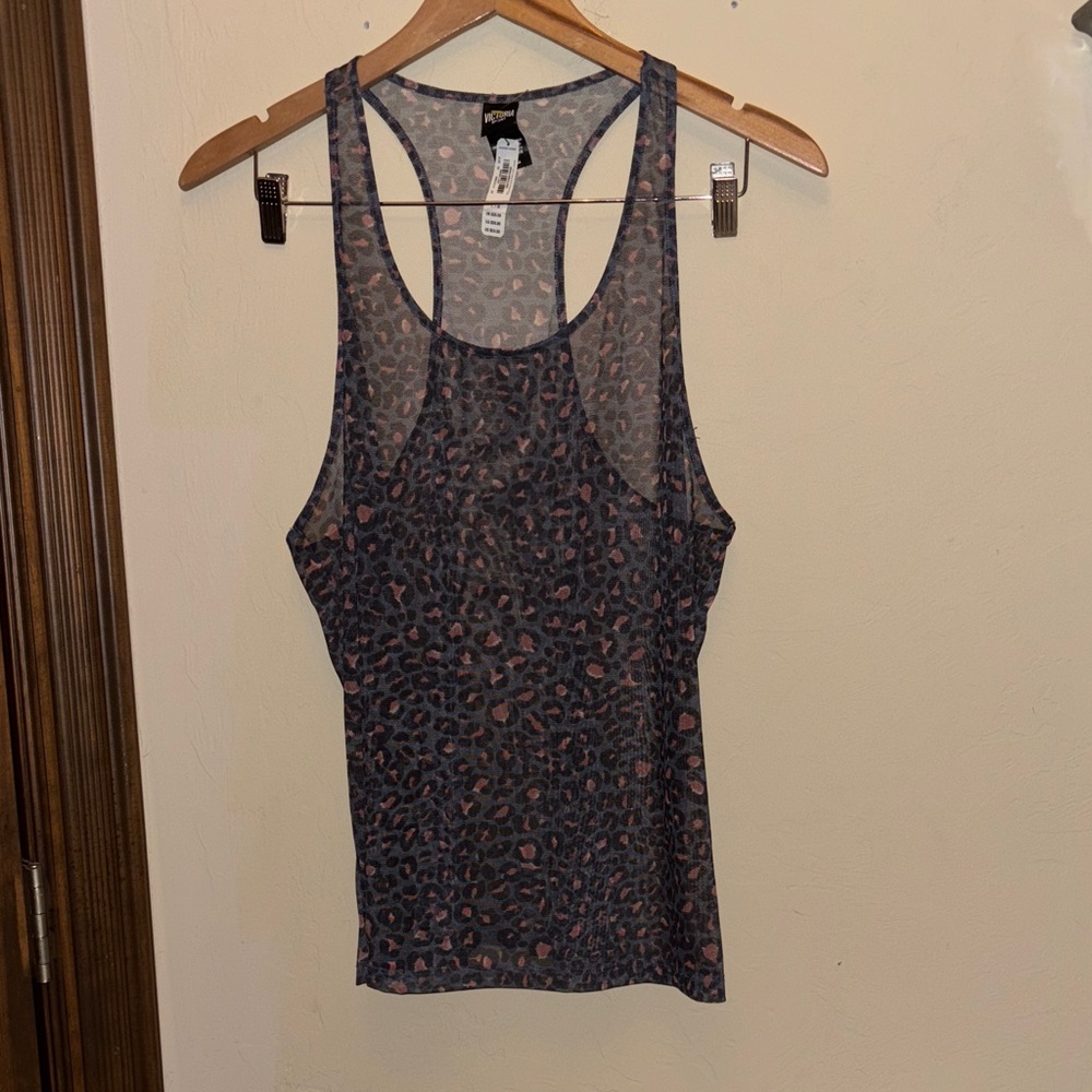 NWT Victoria Sport Sheer Tank!  Size LG - Picture 2 of 6
